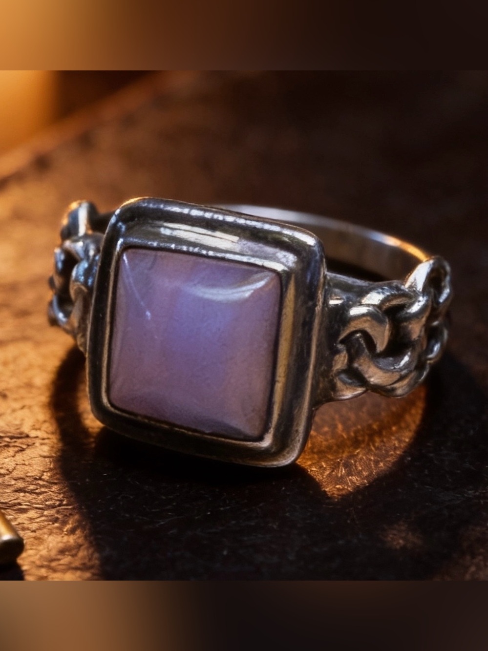 Chunky 925 Silver Ring With a Lavender Cabochon Stone